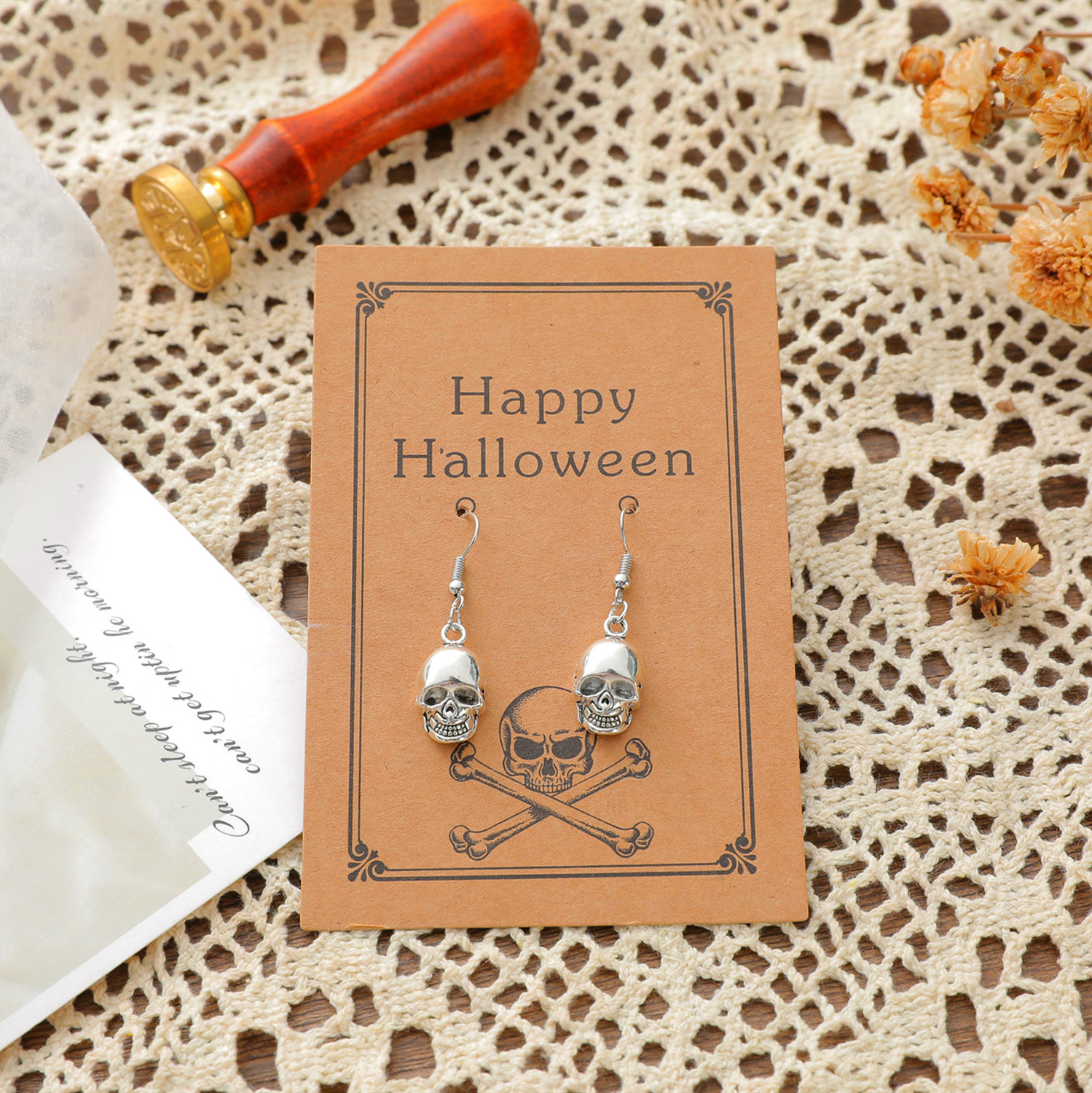 New Trendy Halloween Funny Ghost Skull Card Earrings display picture 3