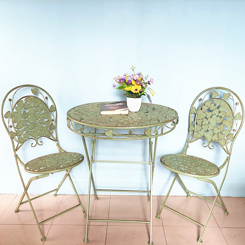 Nordic Iron Love Leaf Table and Chair Foldable Simple Casual Balcony Outdoor Courtyard Villa Three-piece Combination Nordic Iron Love Leaf Table and Chair Foldable Simple Casual Balcony Outdoor Courtyard Villa Three-piece Combination
