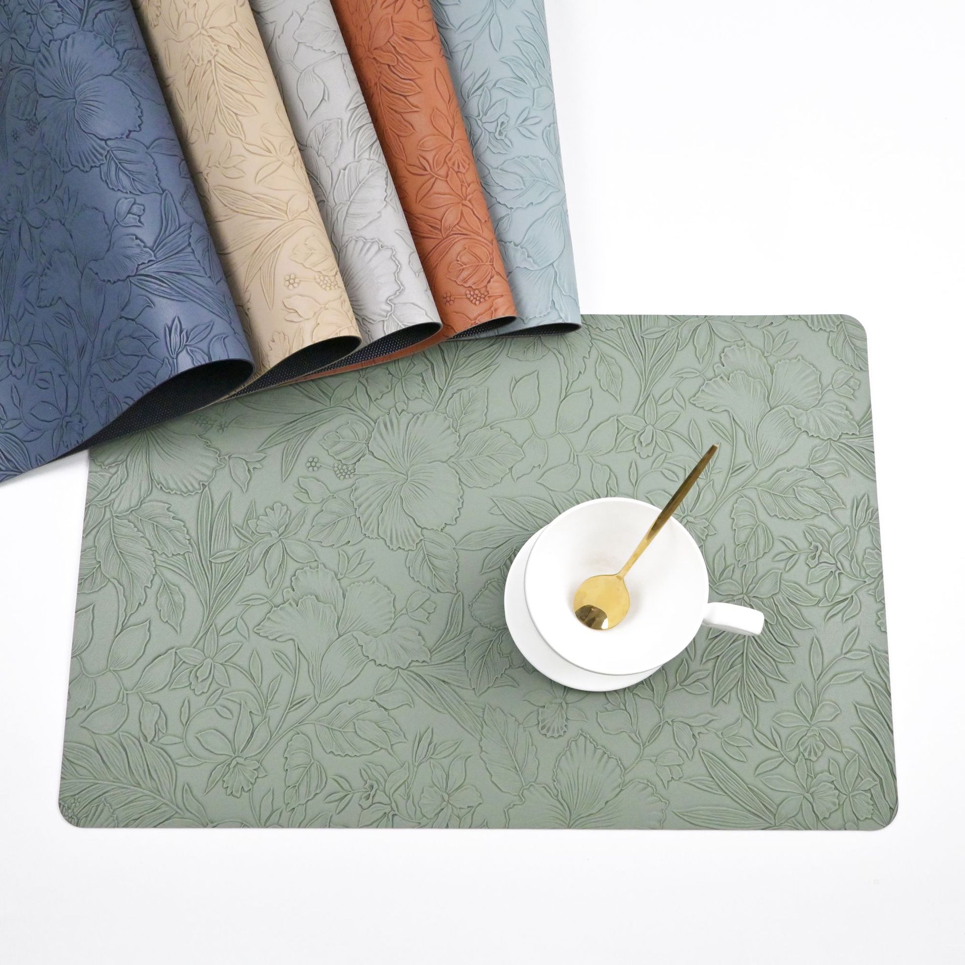 Flores en relieve almohadillas de cuero anti-deslizante almohadillas de pvc almohadillas de mesa de aislamiento térmico almohadillas de tazas de hotel doméstico transfronterizo