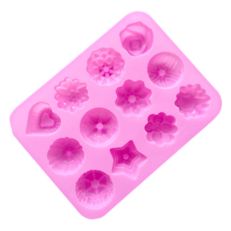 En stock al por mayor molde de pastel de silicona 12 piezas diferentes flores y hierba en forma de molde de pastel de luna de silicona DIY jabón hecho a mano aromaterapia molde