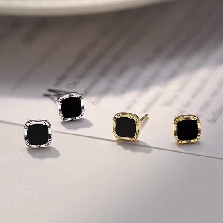 Black geometric square small sophisticated design fashionable…