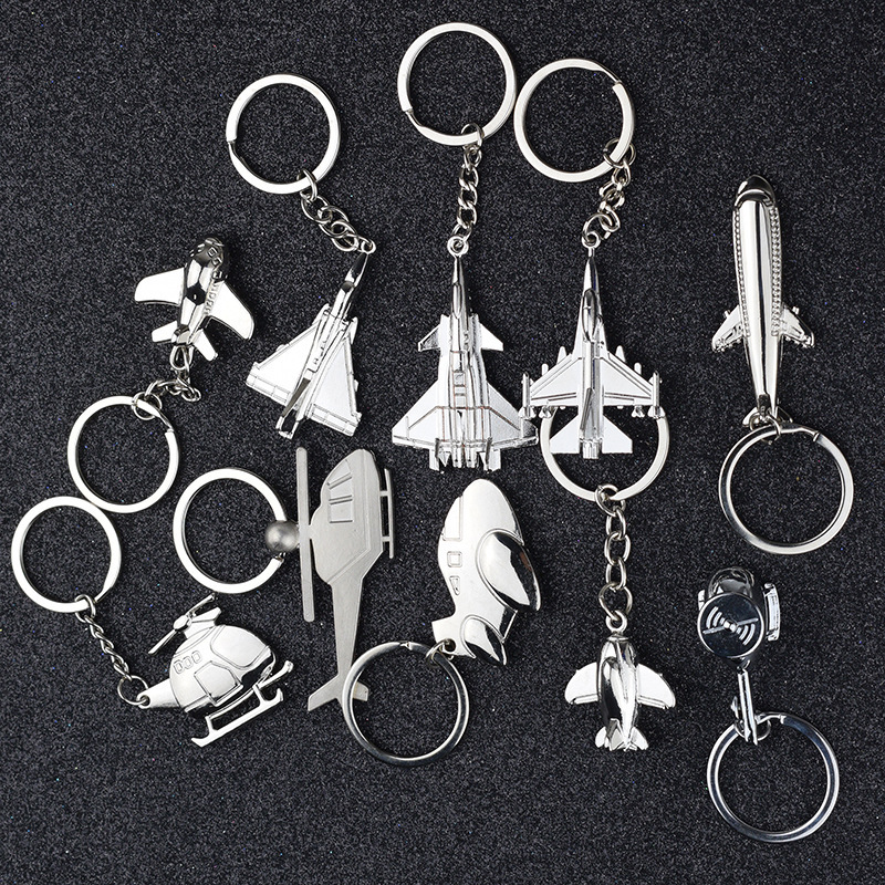 Creative aircraft model key chain pendant imitation J-20 aircraft model key chain metal aircraft lettering small gift Creative aircraft model key chain pendant imitation J-20 aircraft model key chain metal aircraft lettering small gift