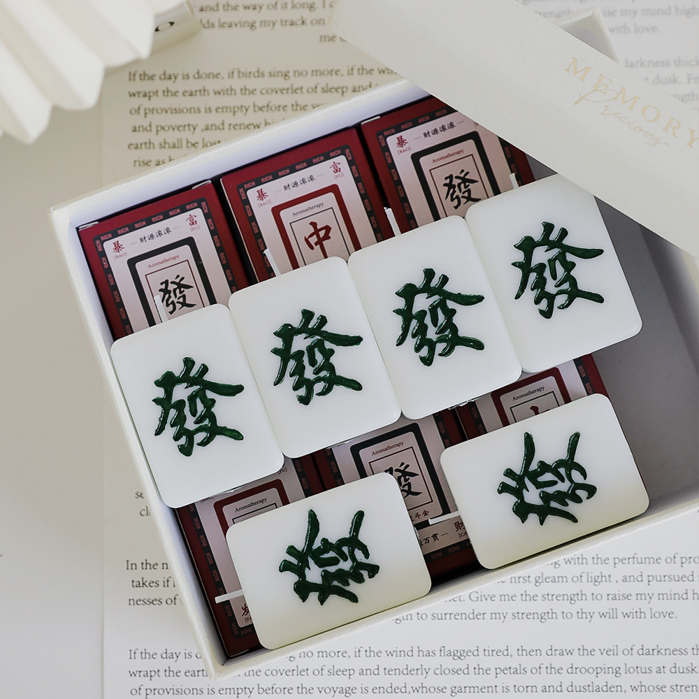 Año nuevo fortuna mahjong aromaterapia vela cumpleaños tradicional aromaterapia regalo al por mayor regalo de la mano fragancia simulación modelado cera