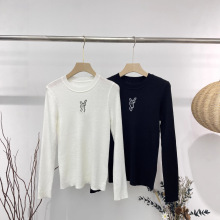 秋冬新款圆领基础三色刺绣针织长袖修身显瘦毛衣打底