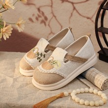 2025新款女生绣花布鞋运动老北京单鞋民族风亚麻学生布鞋