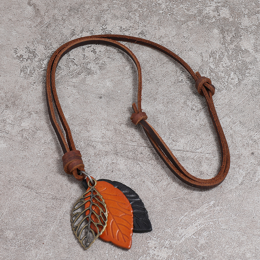 fashion retro leaf pendant leather necklace