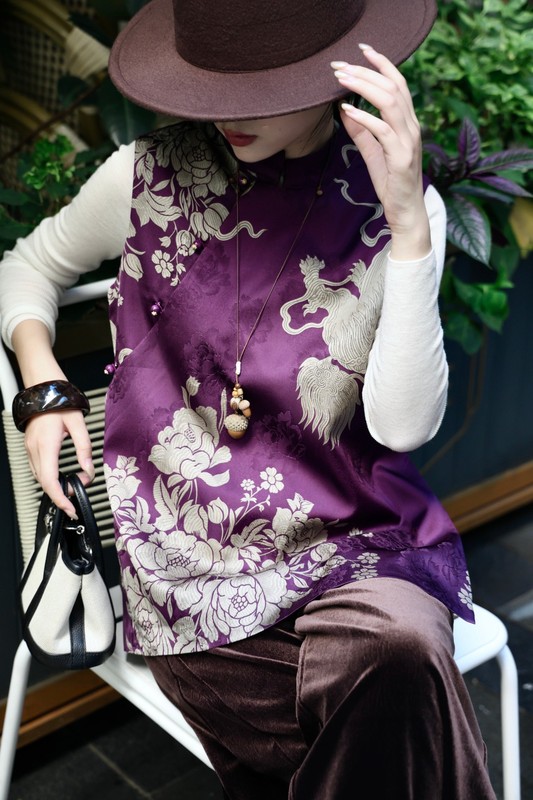 紫麒麟真丝老缎香云纱双层马甲2025秋装调性高贵感国风叠穿上衣|undefined