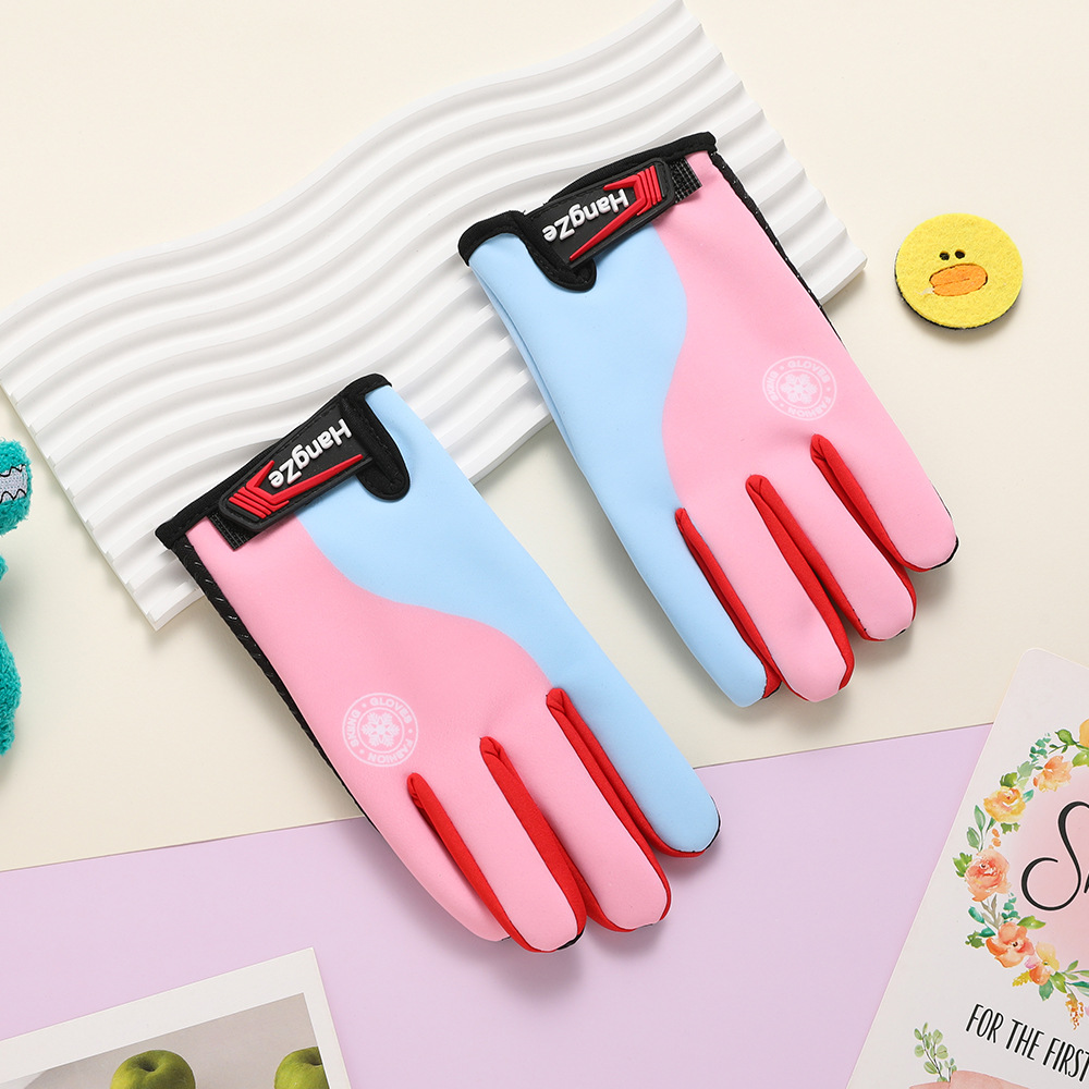 Guantes para niños otoño y invierno estudiantes a prueba de viento dibujos animados de terciopelo caliente guantes de grasa al aire libre a prueba de frío