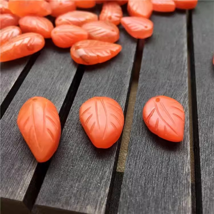 云南保山南红玛瑙叶子饰品DIY小配件磨砂款南红雕刻配饰挂件坠子