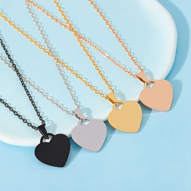 挂饰挂件;项链;手链