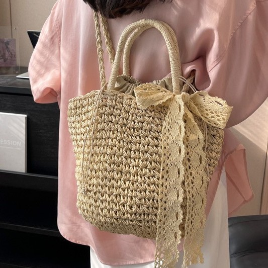 Fresh And Natural Women's Handbag New Korean Version Silk Scarf Shoulder Straw Holiday Style Beach Woven Bag_voghion.com