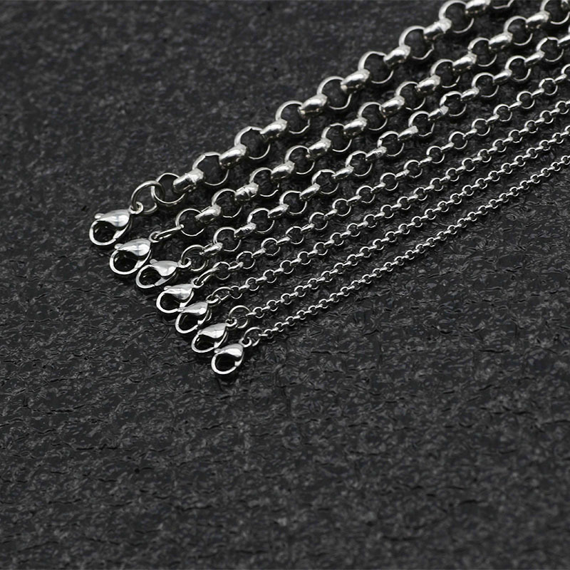 Stainless Steel Rolo Chain Necklace With Interlocking Pendant_voghion.com