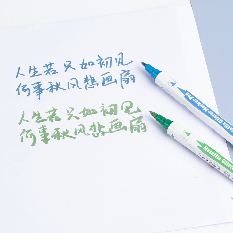 Color de la pluma de pintura de metal de cabeza suave estudiante resaltador de doble cabeza DIY cartón negro mano cuenta caligrafía hermosa pluma destacada