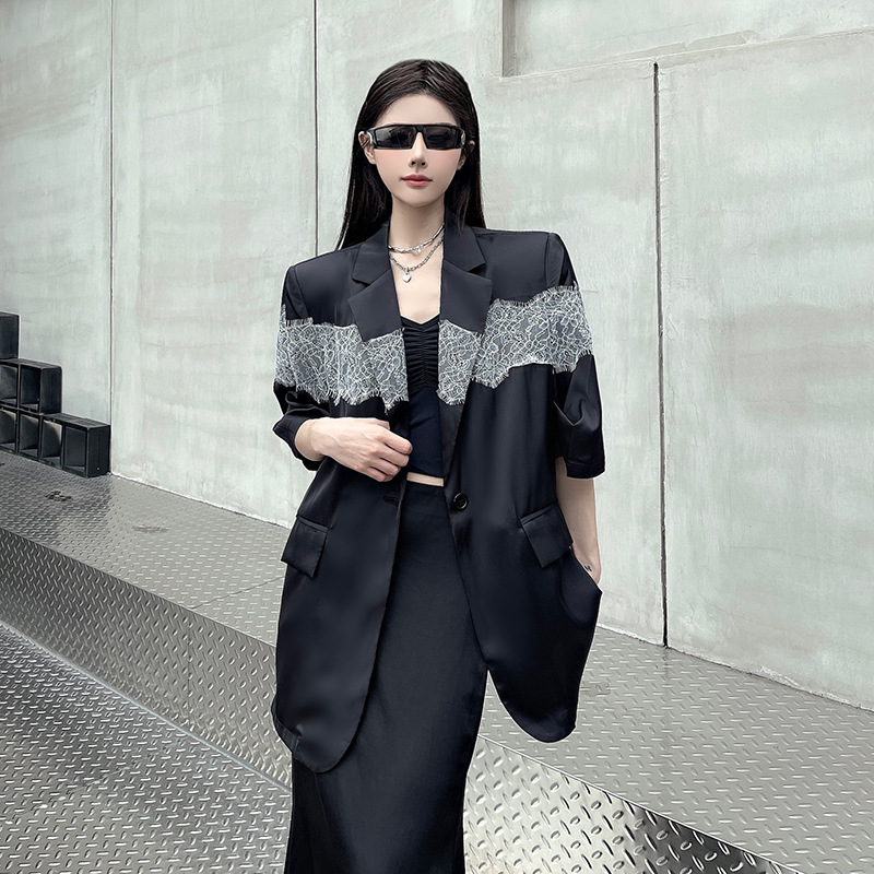 Trendy Plus Size Short-Sleeved Suit Jacket for Women Summer 2025 New Lace Splicing Casual Small Suit Relaxed Top