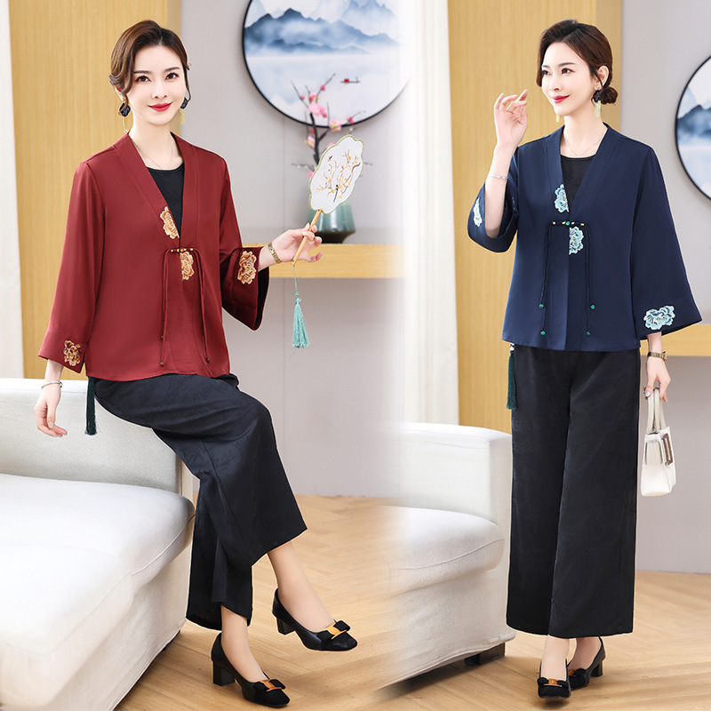 Middle-Aged Mother's Chinese Style Suit, Spring Clothing, Middle-Aged and Elderly Women's Jacket, Embroidered Top, Vest and Pants, Three-Piece Set for Women Middle-Aged Mother's Chinese Style Suit, Spring Clothing, Middle-Aged and Elderly Women's Jacket, Embroidered Top, Vest and Pants, Three-Piece Set for Women