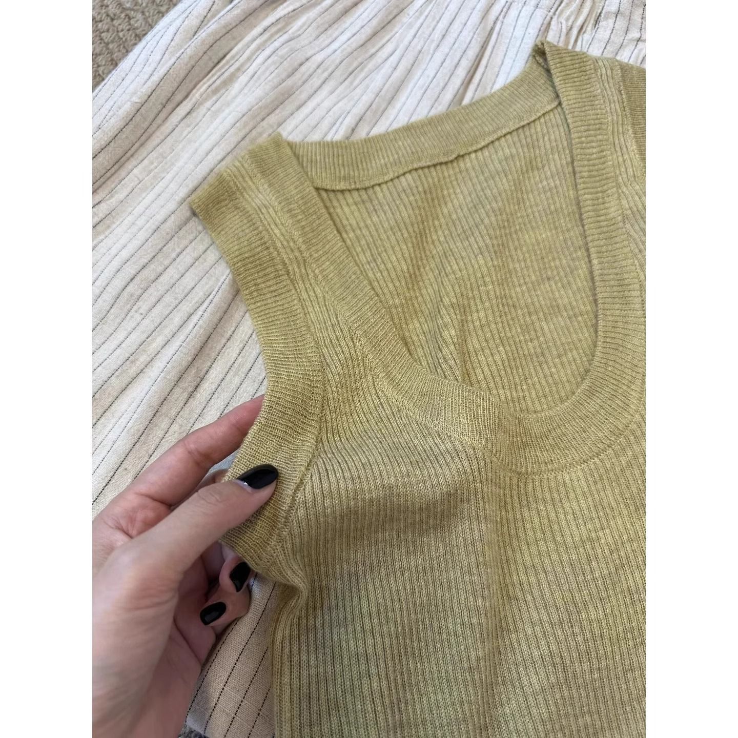 K Wide Shoulder Strap, U-neck, Knit Camisole, Women's Hooded Tank Top, Outerwear Top_ecoleips.com