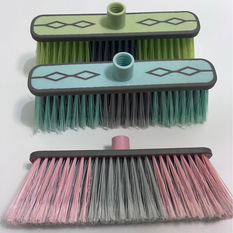 Manufacturer of plastic brooms, indoor cleaning brushes, household sweeping brushes, various styles of brooms available for wholesale and cross-border trade