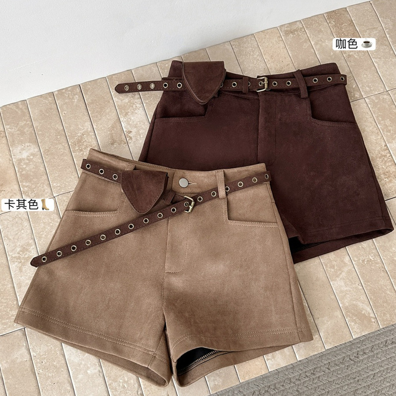 Korean Style Khaki High-Waisted Cargo Shorts for Women, Autumn and Winter Outerwear Leggings, Retro Coffee-Colored Casual Pants, Boot Shorts Korean Style Khaki High-Waisted Cargo Shorts for Women, Autumn and Winter Outerwear Leggings, Retro Coffee-Colored Casual Pants, Boot Shorts