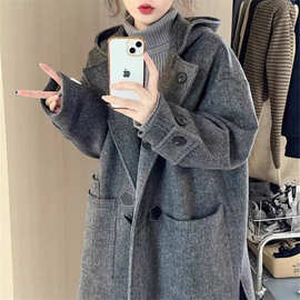 赫本风牛角扣毛呢外套女秋冬季2025新款高级感加厚呢子大衣小个子