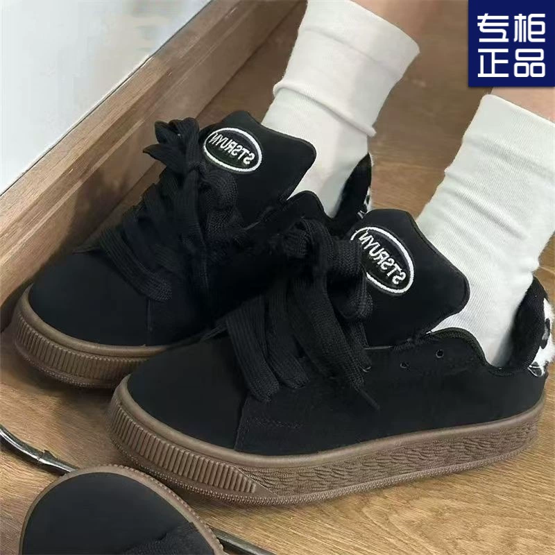 Новые женские кроссовки 2025 года с черно-белым леопардовым принтом, нишевые ретро-кеды, повседневная и удобная спортивная обувь