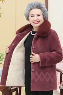 ������Ů���b���������b�ӽq�Ӻ�ˮ���q���˱�ů�·����b60�q70�q