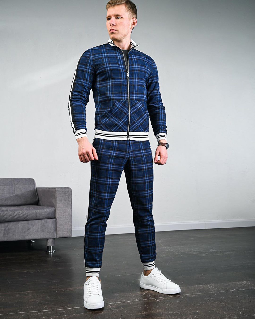 Completo sportivo uomo tuta due pezzi moda casual maschile_voghion.com