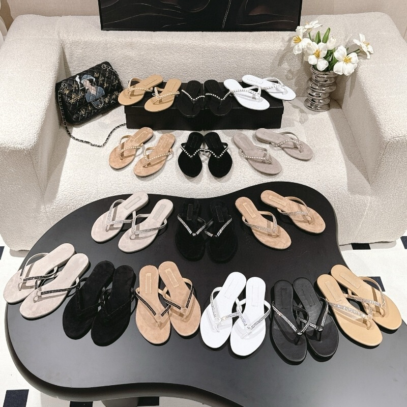 25C Spring/Summer Show ~ High-End Quality Small Fragrance Crystal Pearl Flat Comfortable Clip-Toe Casual Sandals
