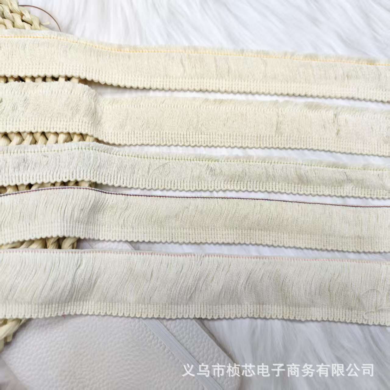 다양한 사양의 면사, 면사, 의류 액세서리, 대량 할인, 기타 사양은 샘플로 제작 가능합니다.