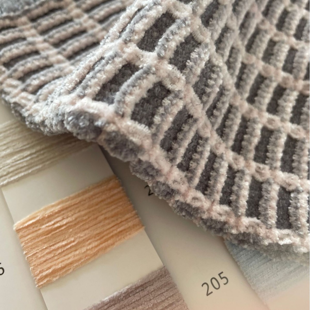 缯隆 辉马纺织 15支18支有光雪尼尔100%涤纶丝绒纱线金丝绒花式纱