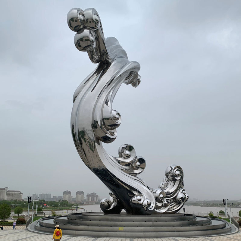 Скульптура лебедя из нержавеющей стали