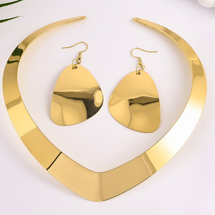 �羳�����W�����u�_���Ȧ�r�н����F���朶��h���bŮ�Ʒ�Sֱ�N