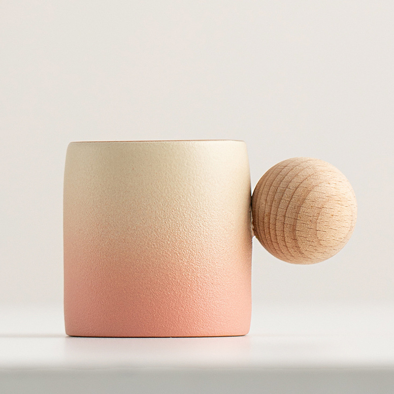 Mango de madera taza de café té taza de té gradiente esmalte exquisita cerámica pequeña taza de regalo caja de regalo traje al por mayor