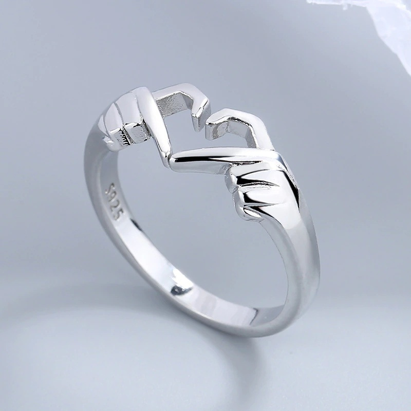 Nuovo regalo a forma di cuore in lega europea e americana, anello d'amore per donna, anello aperto regolabile, direttamente da_voghion.com