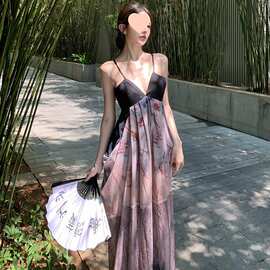 国风水墨印花连衣裙女夏小众设计感吊带性感V领慵懒裙子图片色