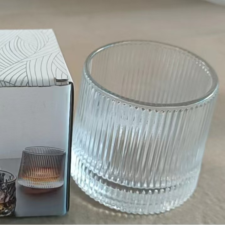 수직 패턴의 평평한 바닥 색상 상자 포장