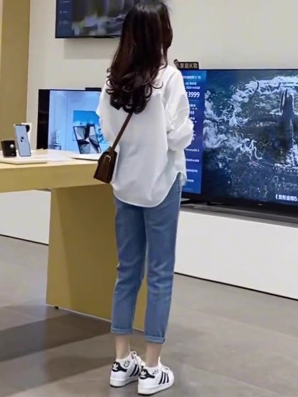 春秋季穿搭一整套2025年新款女装高级感白衬衫显瘦两件套装牛仔裤|undefined