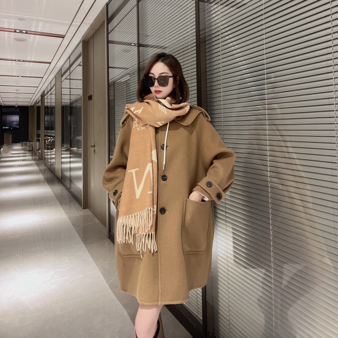 Autumn and Winter New Wholesale Imitation Cashmere Scarf with Letters, Double-Sided, Warm and Versatile, Suitable for Women in the Office, Summer Air-Conditioned Rooms, and as a Shawl