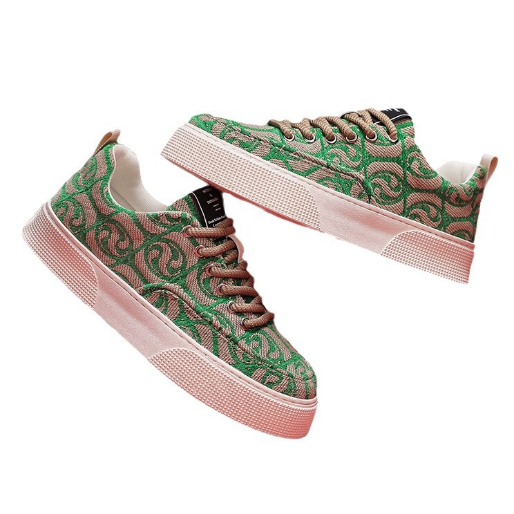 Zapatos de lona de corte bajo para hombre primavera y otoño 2024 nuevas zapatillas de deporte con estampado de corte bajo de nicho zapatos de moda casuales deportivos de plataforma para hombre
