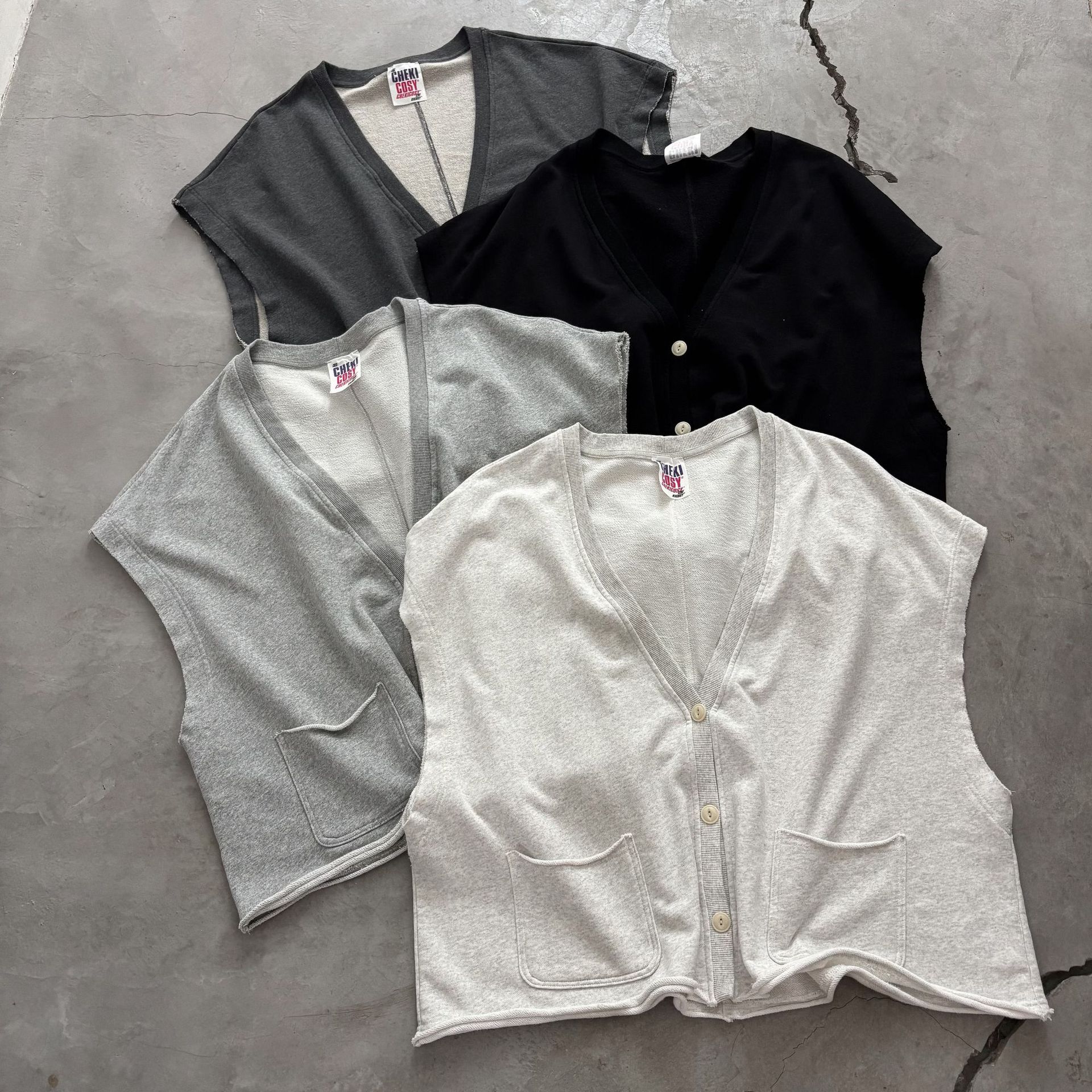 Kimchi Country Dongdaemun Plain V-neck Pocket Vest, Lazy Loose Cotton Sleeveless Tank Top for Layering