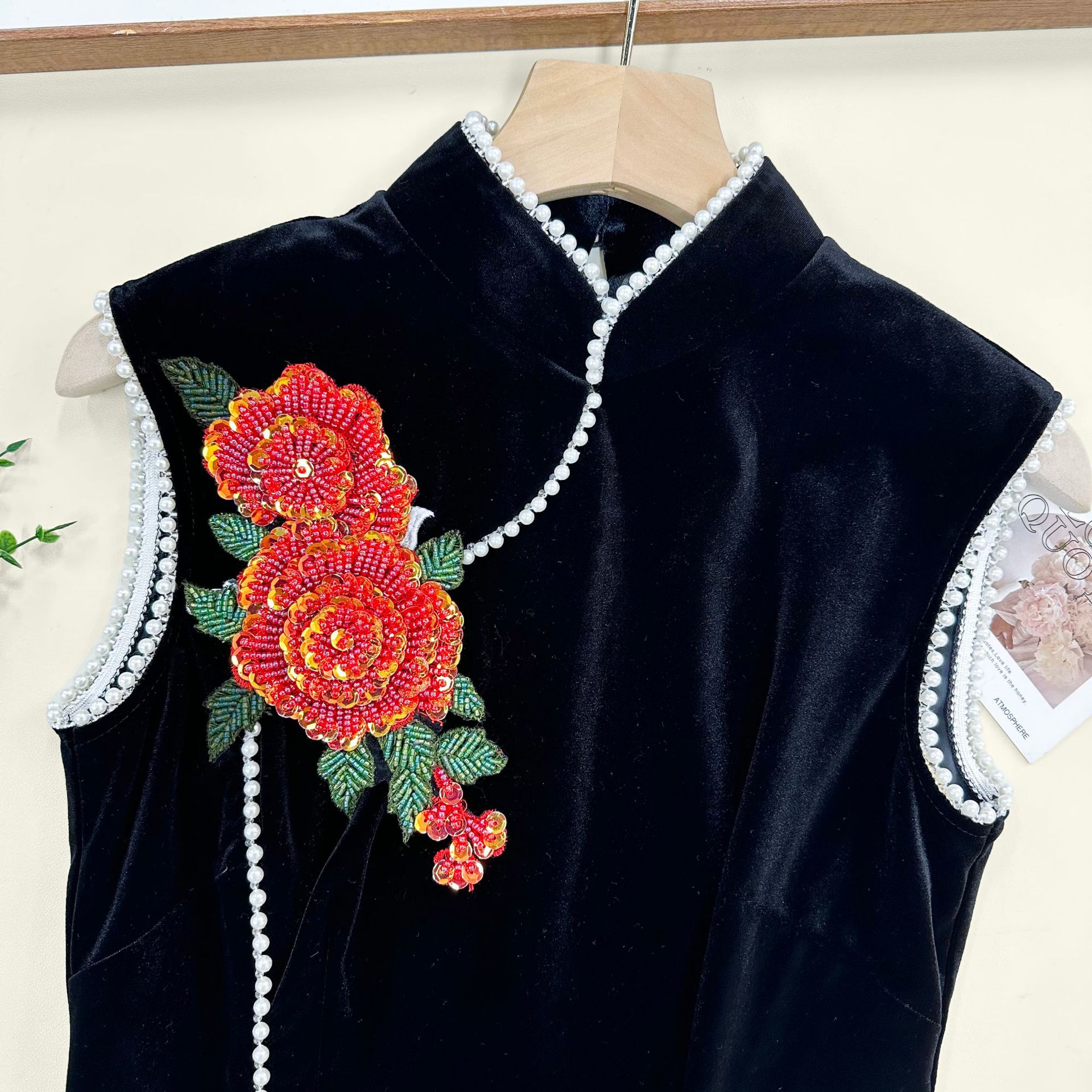 Invierno pesado flores rojas cuentas bordadas de tela estilo nacional multicapa flor tridimensional vestido decoración de camisa image 3