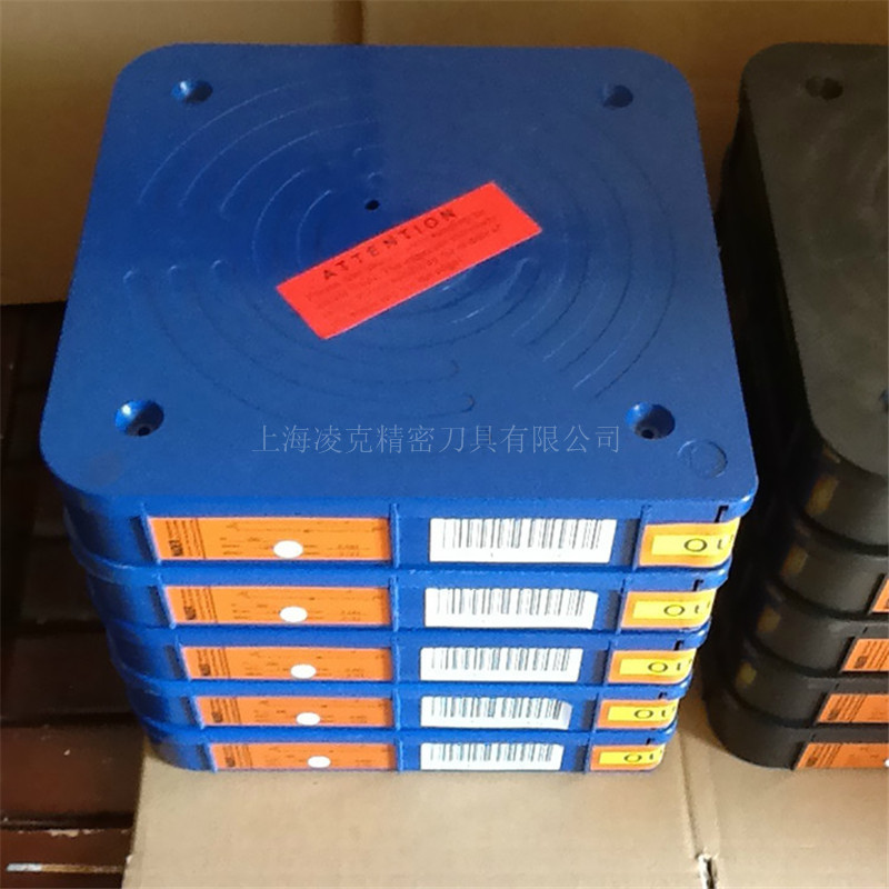 �ֻ���ī�ε���Ӧ 30*0.15�Ϻ���ī�ε�����