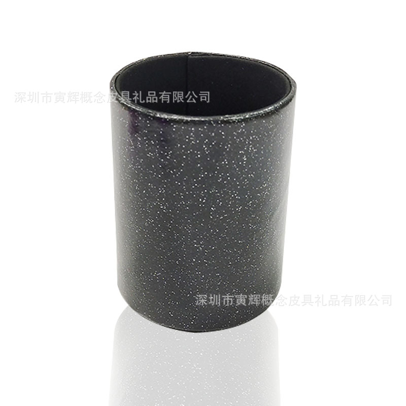 En stock suministro Amazon multicolor brillo pu almacenamiento pluma titular pluma cubo cuero creativo maquillaje cepillo