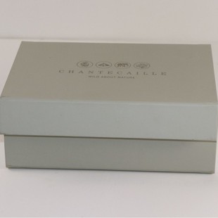 ������ŮЬ�ӷ��b�ռ{���b�YƷ��Ь�м��ж���logo���S