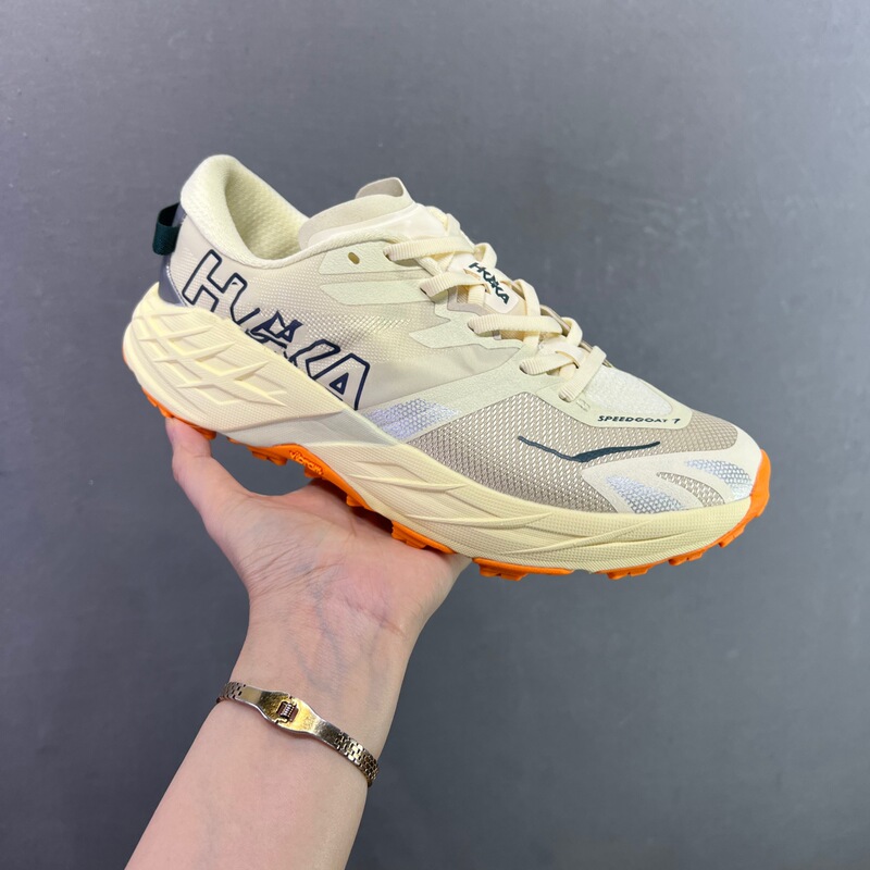 26 New Speedgoat 7 trail running shoes, men's outdoor high-performance running shoes, all-terrain shock-absorbing running shoes 26 New Speedgoat 7 trail running shoes, men's outdoor high-performance running shoes, all-terrain shock-absorbing running shoes