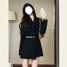 �¿�߼��к�ɫС�������b����Ů�紺���b�¿��n�挒�����e�����l