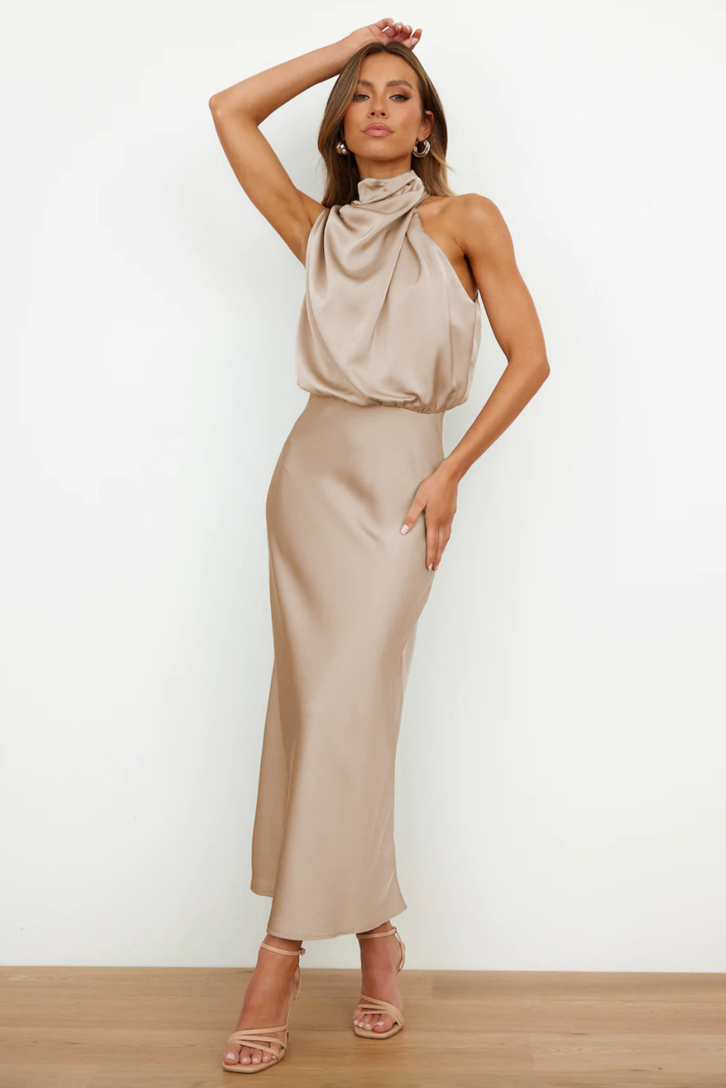 Women's Regular Dress Elegant Halter Neck Zipper Sleeveless Solid Color Midi Dress Banquet display picture 1