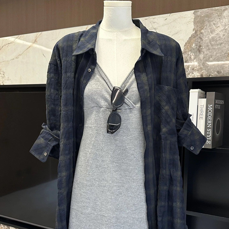 Korean Style New Plaid Shirt Jacket for Women, Long-Sleeved, Loose, Casual, Thin, Layered, Sun-Proof, Versatile Top Wholesale