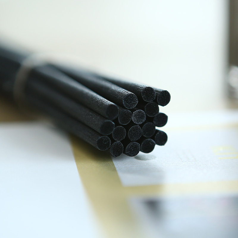 Aromatherapy cotton core volatile stick manufacturer professional aromatherapy fiber stick specifications. The specifications of the volatile stick can be used to make flower and tree water diversion sticks.