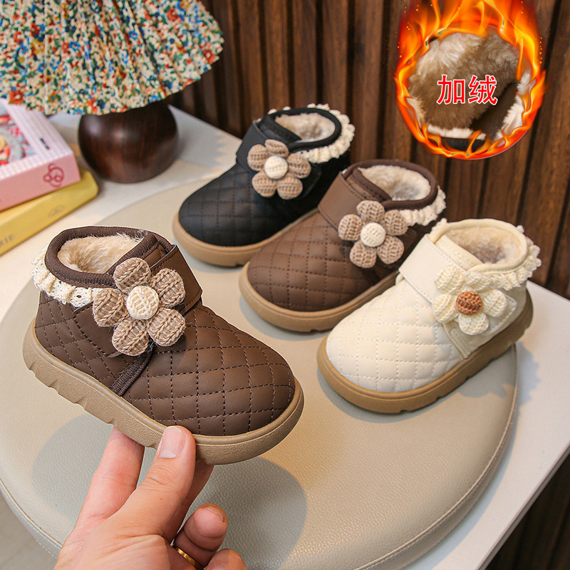 Fashionable insulated children's keep warm low boots for students