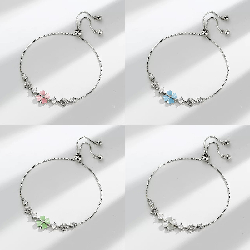 Korean Version of the New Lucky Four-Leaf Clover Bracelet, Fashionable and Personalized Forest Style Ins Design, Pull-Out and Adjustable Size Bracelet